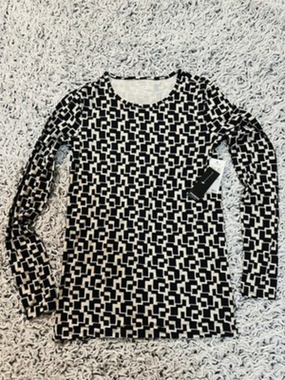Women’s Premise Studio Black Patterned Long Sleeve Top Size XS NWT Nordstrom